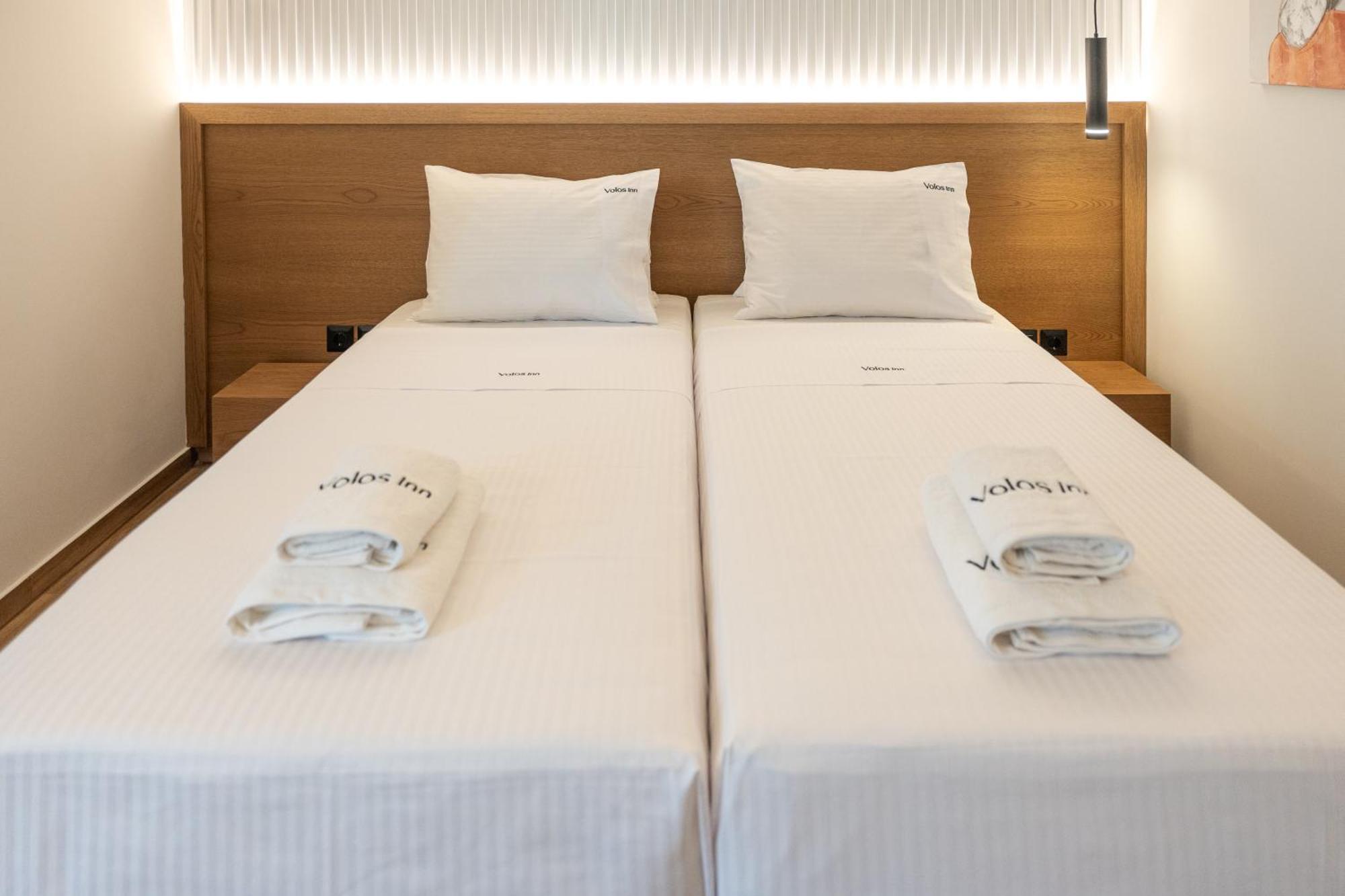Volos Inn Hotel ภายนอก รูปภาพ