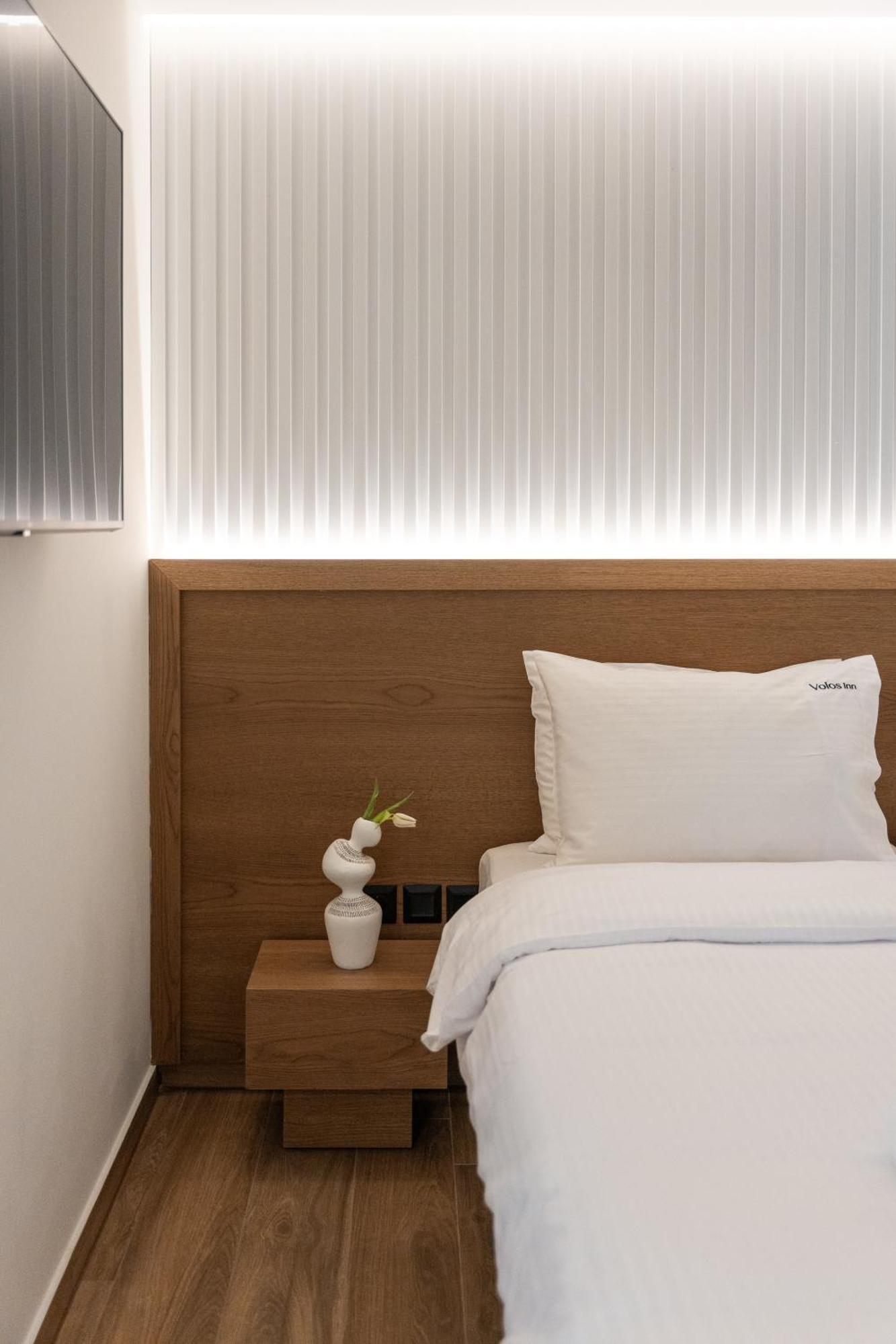 Volos Inn Hotel ภายนอก รูปภาพ