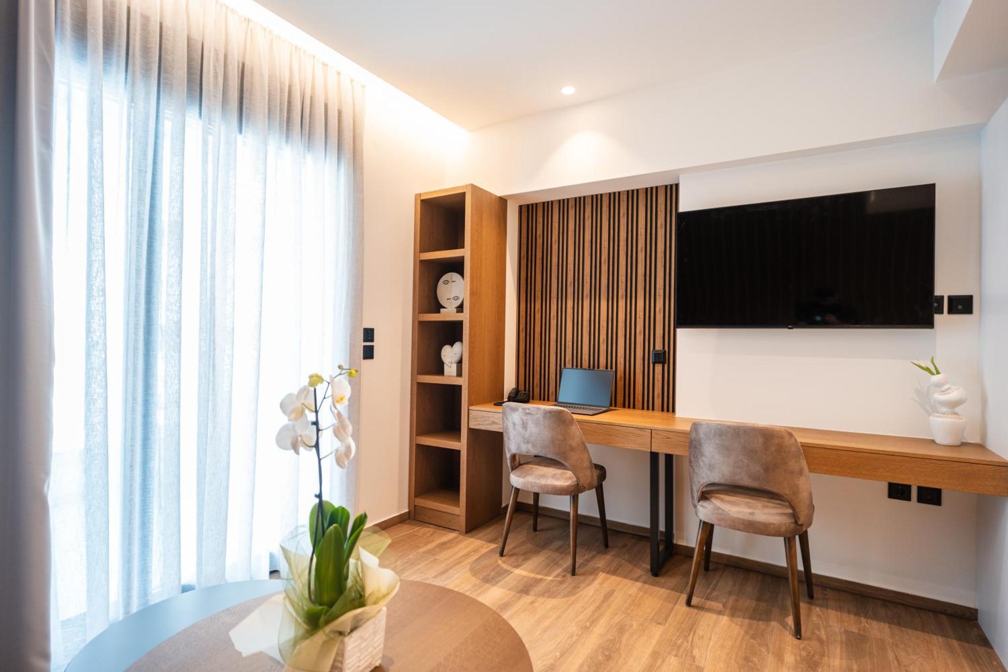 Volos Inn Hotel ภายนอก รูปภาพ